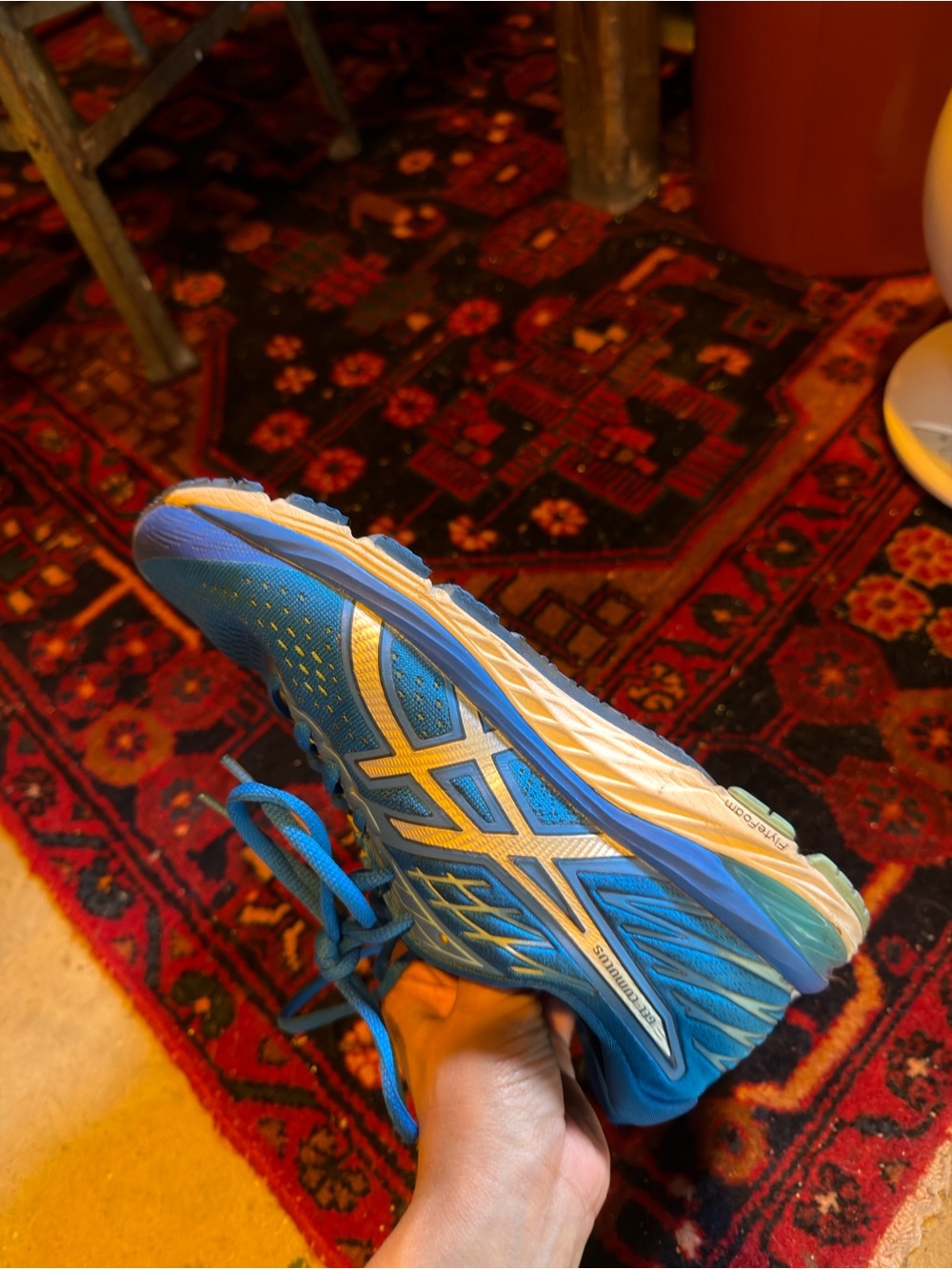 ASICS - Picture 7 of 10